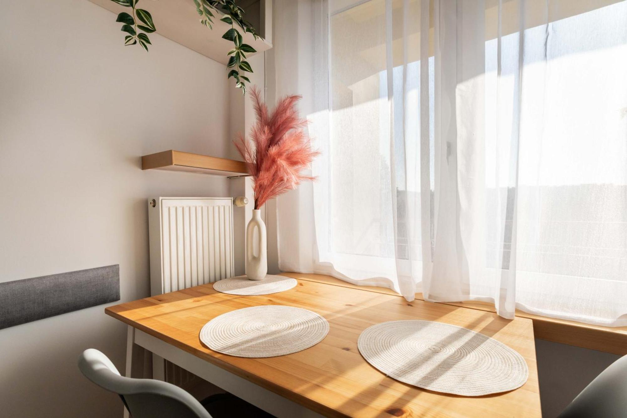 Jonagold Apartment Metro Raclawicka Warsaw Luaran gambar